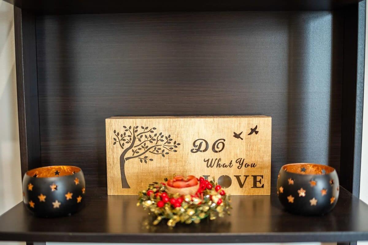 Seaside Family Haven - Avia'S Spacious Getaway エクステリア 写真